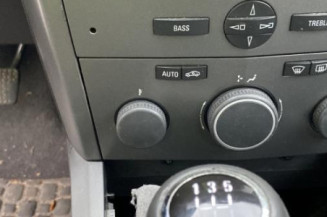 Reservoir essence OPEL ASTRA H