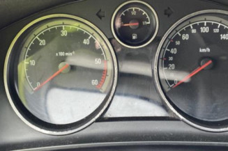 Reservoir essence OPEL ASTRA H