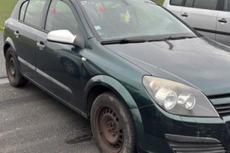 Reservoir essence OPEL ASTRA H