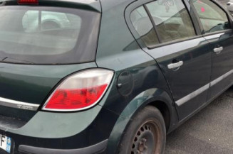 Reservoir essence OPEL ASTRA H