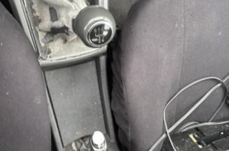 Reservoir essence OPEL ASTRA H