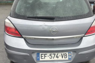 Reservoir essence OPEL ASTRA H