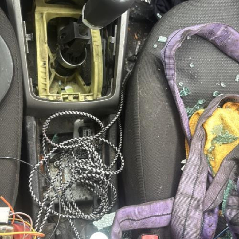 Reservoir essence OPEL ASTRA H Photo n°17