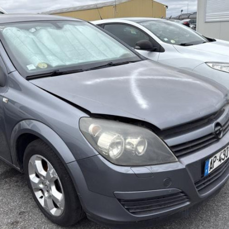 Reservoir essence OPEL ASTRA H
