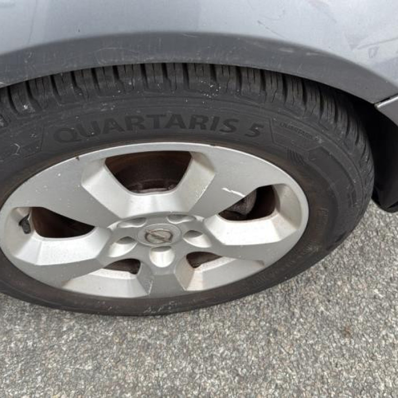 Reservoir essence OPEL ASTRA H Photo n°14