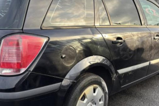 Reservoir essence OPEL ASTRA H