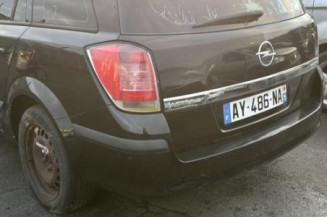 Reservoir essence OPEL ASTRA H