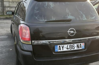 Reservoir essence OPEL ASTRA H