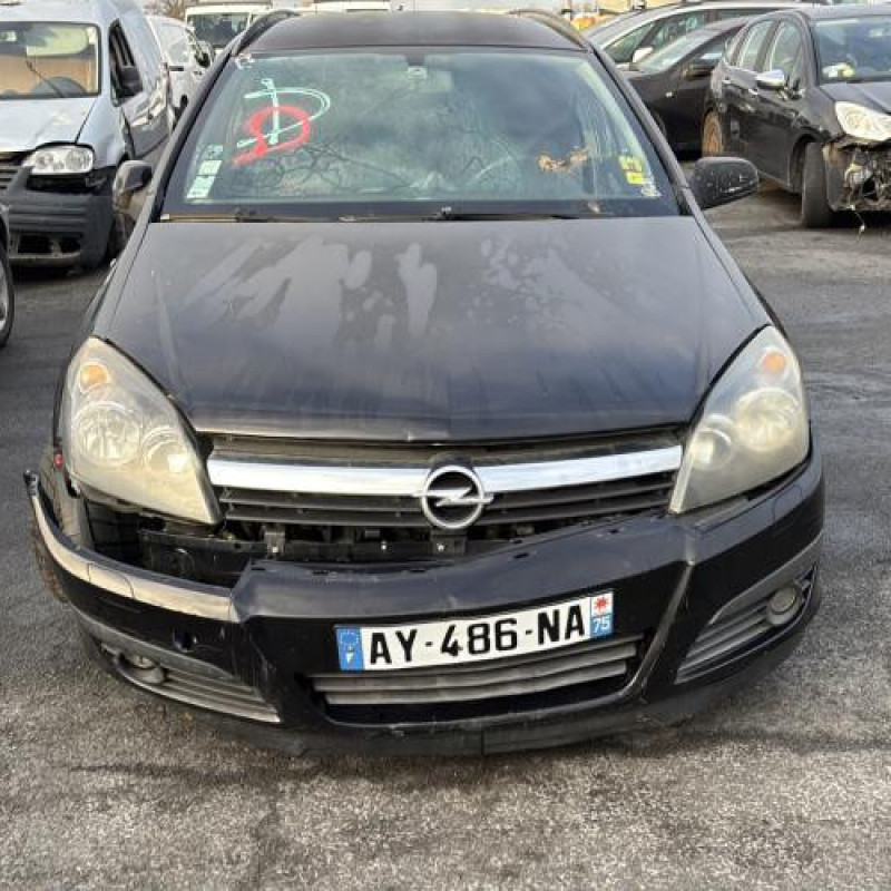 Reservoir essence OPEL ASTRA H Photo n°10