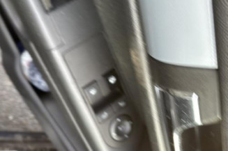 Reservoir essence OPEL ASTRA H