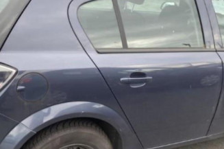 Reservoir essence OPEL ASTRA H