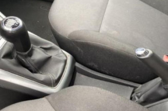 Reservoir essence OPEL ASTRA H