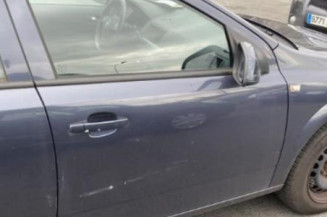 Reservoir essence OPEL ASTRA H