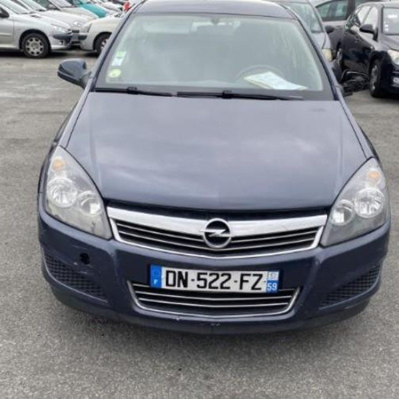 Reservoir essence OPEL ASTRA H Photo n°20