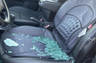 Reservoir essence OPEL ASTRA H