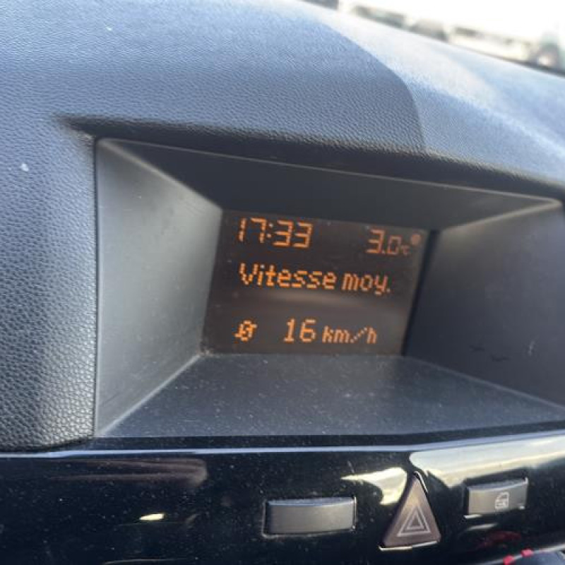 Reservoir essence OPEL ASTRA H Photo n°18