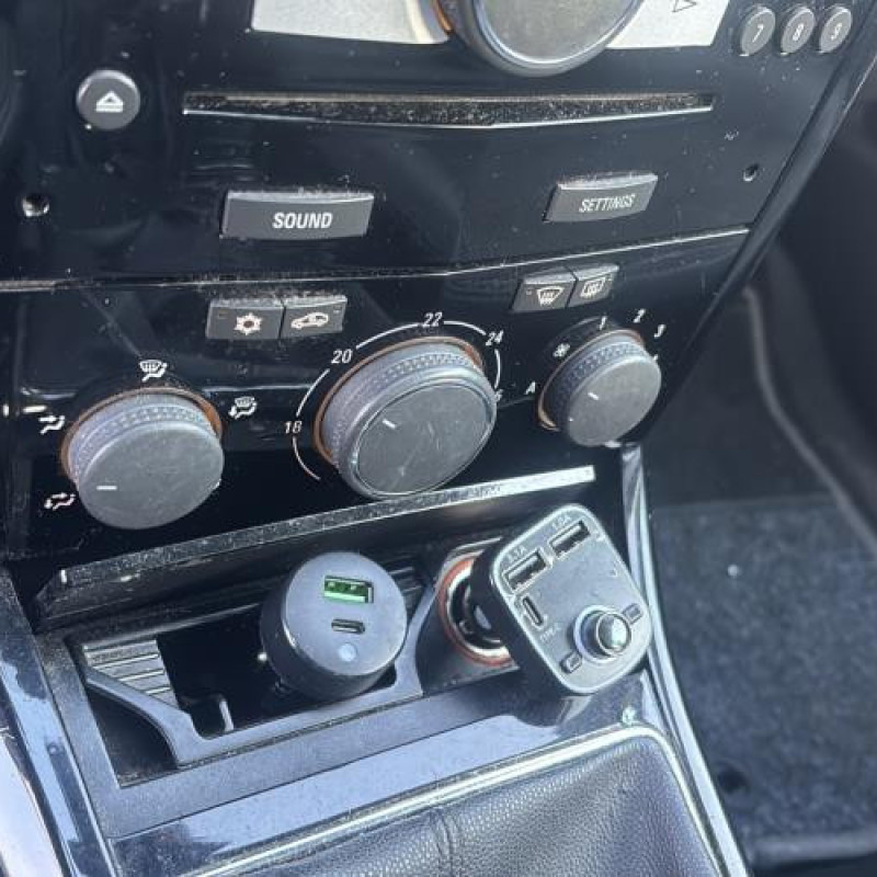 Reservoir essence OPEL ASTRA H Photo n°20