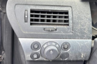 Reservoir essence OPEL ASTRA H