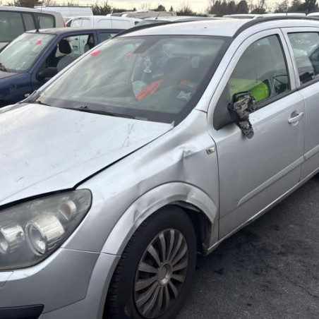 Reservoir essence OPEL ASTRA H Photo n°1