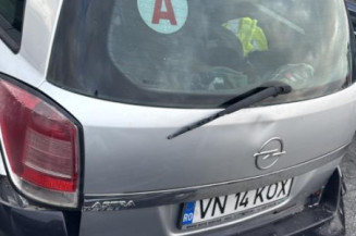 Reservoir essence OPEL ASTRA H