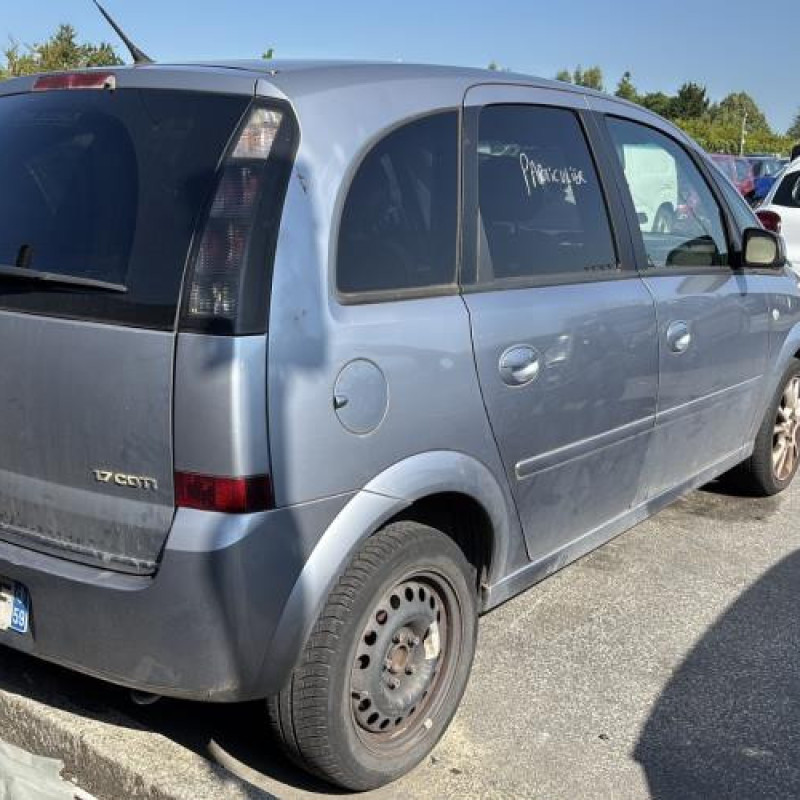 Trappe d'essence OPEL MERIVA A Photo n°3