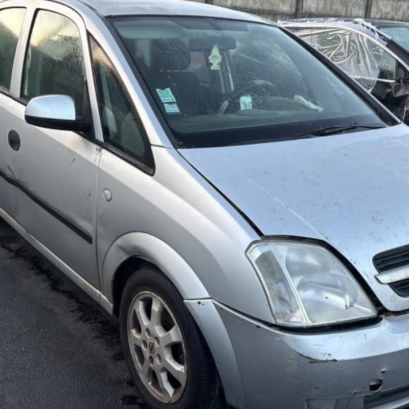 Trappe d'essence OPEL MERIVA A Photo n°2