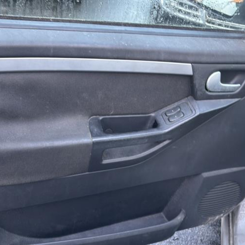 Trappe d'essence OPEL MERIVA A Photo n°9