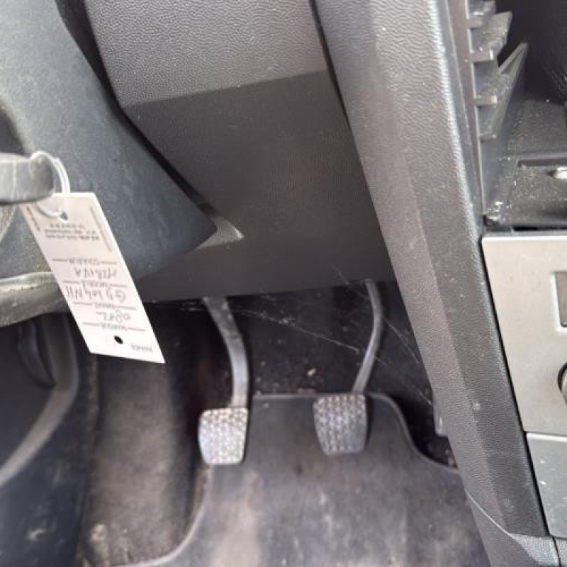 Trappe d'essence OPEL MERIVA A Photo n°18