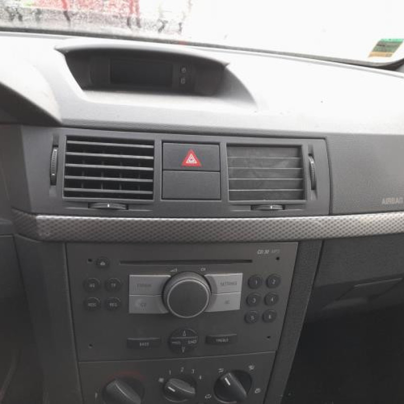 Trappe d'essence OPEL MERIVA A Photo n°10