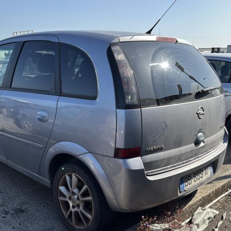 Leve vitre electrique arriere gauche OPEL MERIVA A Photo n°4