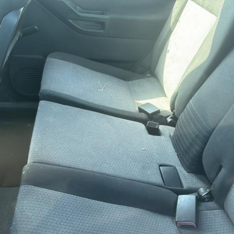 Vase de lave glace OPEL MERIVA A Photo n°13