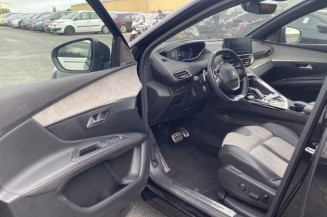 PEUGEOT 3008 2 PHASE 2 1.6i - 16V TURBO HYBRID 4X4