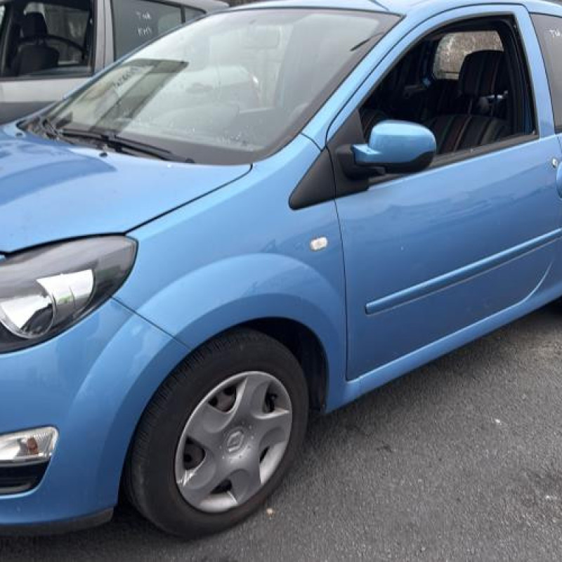 Pare choc avant RENAULT TWINGO 2 Photo n°6