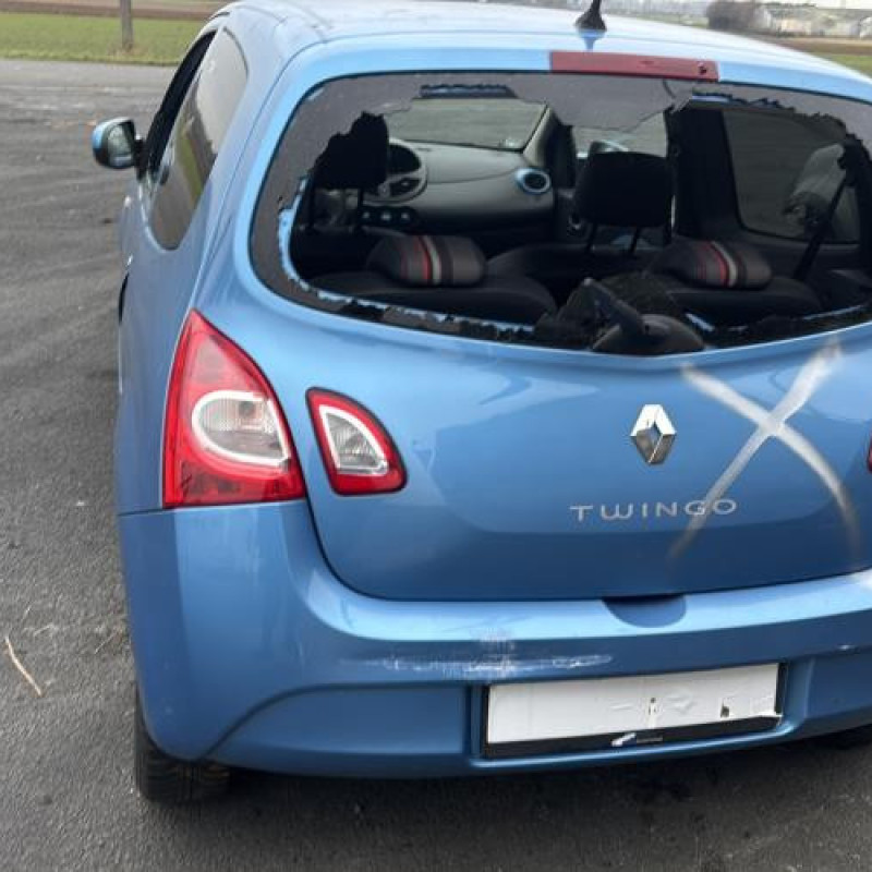 Pare choc avant RENAULT TWINGO 2 Photo n°10