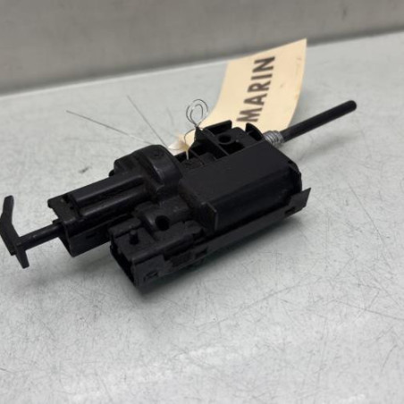 Actionneur verrou trappe d'essence RENAULT MEGANE 4 Photo n°1