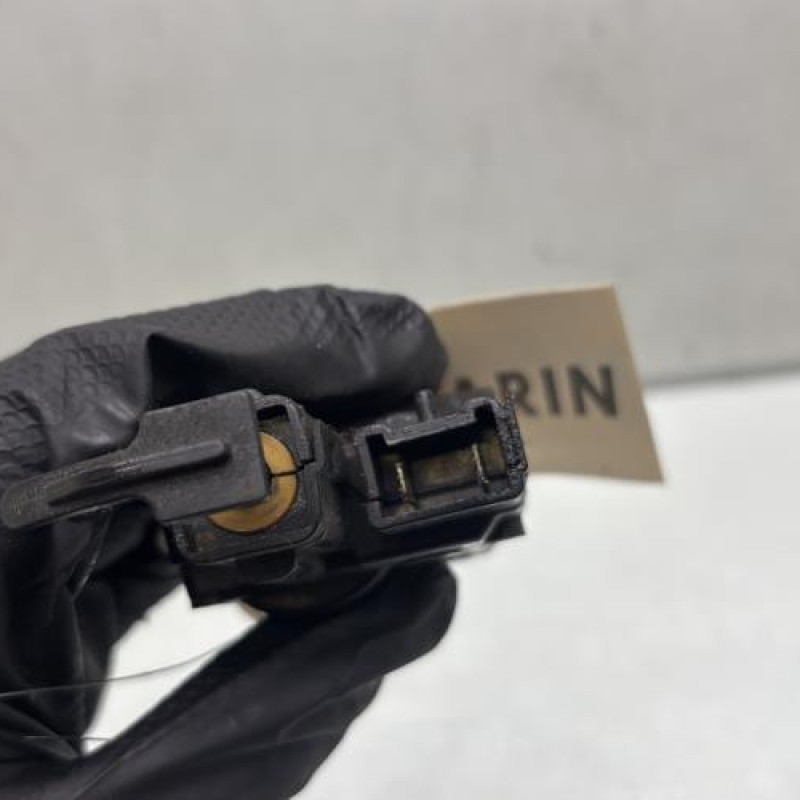 Actionneur verrou trappe d'essence RENAULT MEGANE 4 Photo n°4