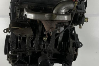 Moteur CITROEN SAXO Photo n°1