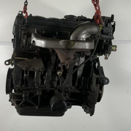 Moteur CITROEN SAXO Photo n°1
