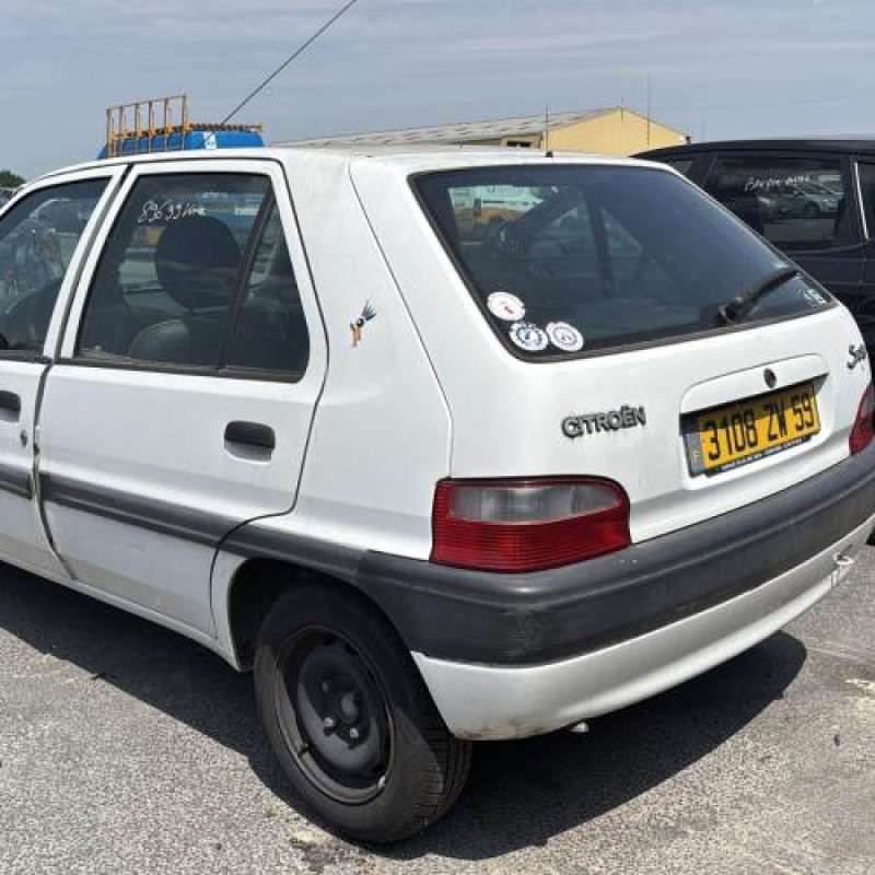 Moteur CITROEN SAXO Photo n°19