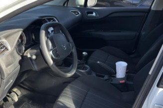 Custode arriere gauche CITROEN C4 2