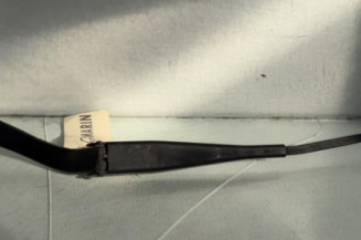 Bras essuie glace avant gauche MERCEDES CLASSE C 204 Photo n°1