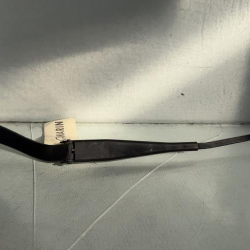 Bras essuie glace avant gauche MERCEDES CLASSE C 204 Photo n°1