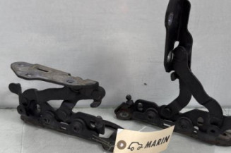 Charniere de capot MERCEDES CLASSE C 204