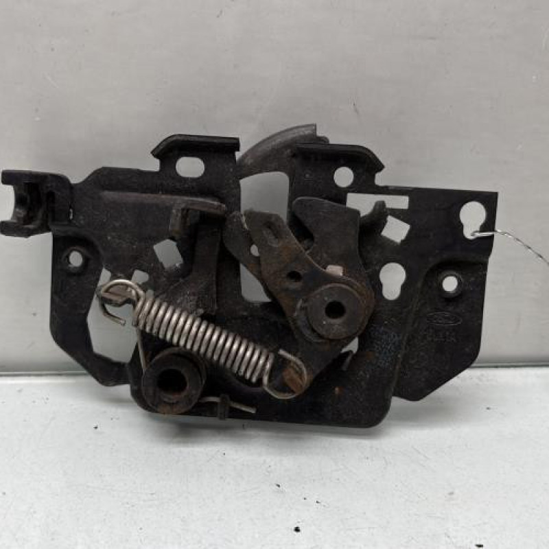 Fermeture de capot FORD PUMA 2 Photo n°1