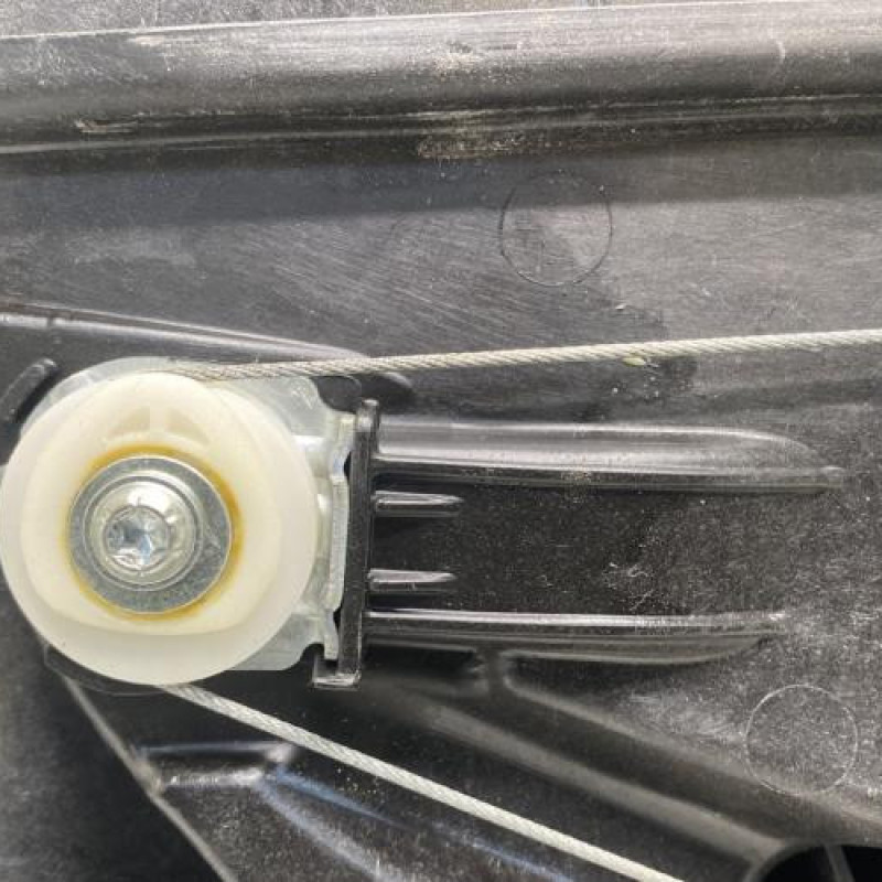 Leve vitre electrique arriere gauche FORD PUMA 2 Photo n°7