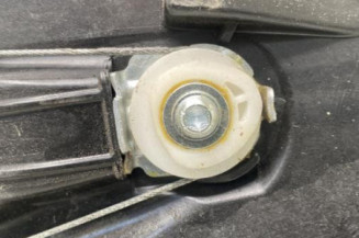 Leve vitre electrique arriere gauche FORD PUMA 2