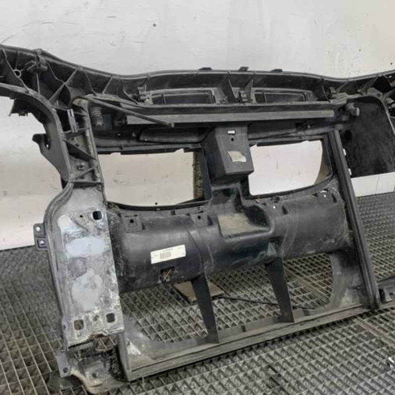 Face avant BMW SERIE 3 E90 Photo n°5