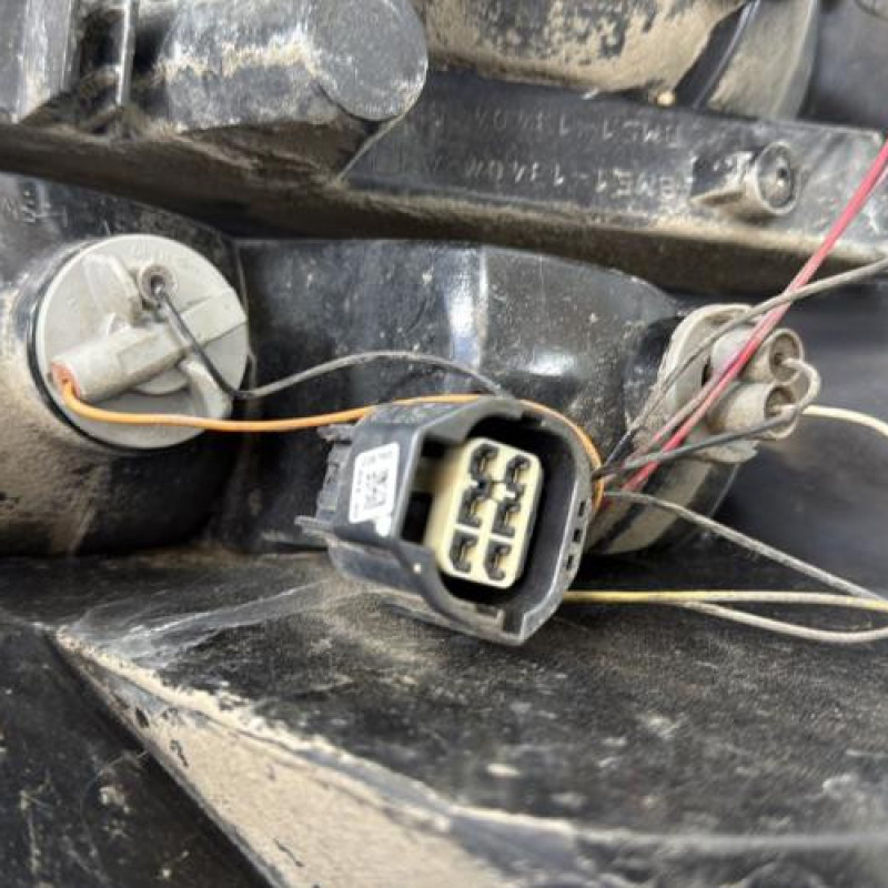 Feu arriere principal droit (feux) FORD FOCUS 3 Photo n°3