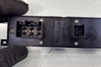 Interrupteur de leve vitre avant gauche FORD FOCUS 3