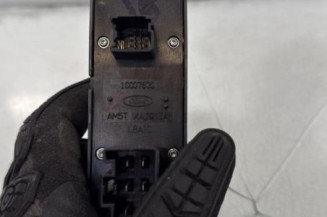Interrupteur de leve vitre avant gauche FORD FOCUS 3